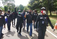 Mulai sekitar pukul 13.30 wib di depan Mapolda Metro Jaya DKI Jakarta, berlangsung aksi unjuk rasa gabungan dari Barikade 19, PPJNA 98, KPPSMI, Jarnas 98. /PPJNA 98