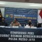 Konferensi Pers pengungkapan kasus pembunuhan dengan di mutilasi yang terjadi di Kota Bekasi. /Instagram.com/@humas_polresmetro_bekasikota.
