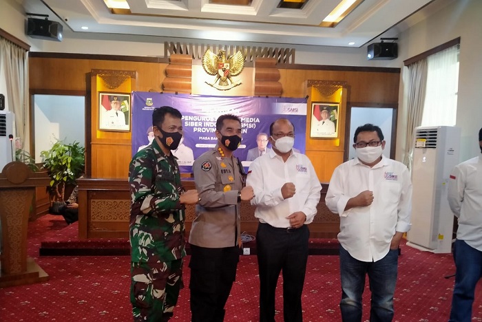 Acara pelantikan Pengurus Serikat Media Siber Indonesia (SMSI) Provinsi Banten. /Dok. Bid Humas Polda Banten.