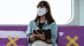 Masker merupakan alat pelindung diri dari Covid-19 yang wajib dimiliki oleh seluruh masyarakat. /Pixels.com/Ketut Subiyanto.