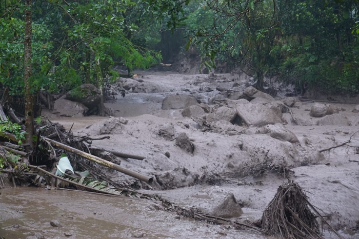 Banjir bandang di Desa Tugu Selatan Kabupaten Bogor, Provinsi Jawa Barat. /Dok. Media Apakabar/Farhan.