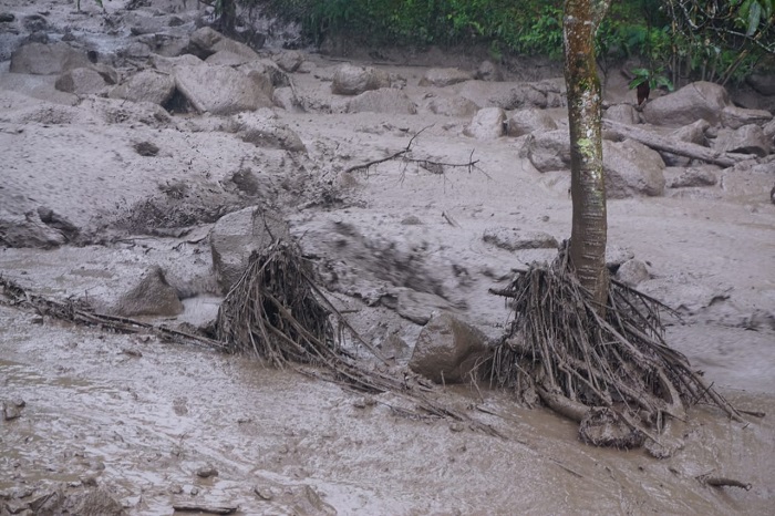 Banjir bandang di Desa Tugu Selatan Kabupaten Bogor, Provinsi Jawa Barat. /Dok. Media Apakabar/Farhan.