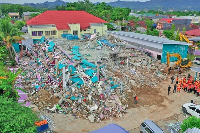 Dampak gempa bumi di wilayah Provinsi Sulawesi Barat. /Instagram.com/@kemenpupr.
