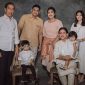 Keluarga Presiden Joko Widodo saat foto bersama. /Instagram.com/@iriannajokowi.
