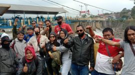 Ketua Persatuan Wartawan Republik Indonesia (PWRI) Bogor Raya Rohmat Selamat SH MKn dan kawan-kawan anggota PWRI. /Dok. PWRI Bogor Raya