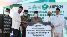 NU CARE-LAZISNU menerima penghargaan dari Badan Pengelola Keuangan Haji (BPKH), sebagai Mitra Kemaslahatan Terbaik Tahun 2020. / Dok. NU Care - Lazisnu.