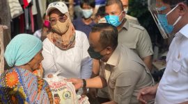 Anggota DPR-RI Habiburokhman dan Adnan Taufiq saat blusukan di Kelurahan Utan Kayu Selatan. /Dok. Igor Dirgantara
