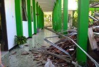 Dampak Kerusakan akibat gempa Malang bermagnitudo 6,1 SR. /Instagram.com/@kemensosri