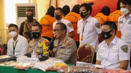 Keterangan Kabid Humas Polda Metro Jaya dan jajaran Polres Jakut terkait penyerangan terhadap Serda Nurhadi. /Instagram.com/@polres_metro_jakarta_utara