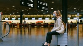 Tips berlibur aman saat pandemi Covid-19. /Pexels/Anna Shvets
