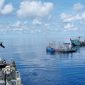 Kapal perang TNI Angkatan Laut KRI Sultan Thaha Syaifudin-376 (KRI STS-376) berhasil menyelamatkan 27 Anak Buah Kapal (ABK) KM. Sinar Mas terbakar di Laut Natuna Utara, Sabtu pagi, 15 Mei 2021. /Dok. Tnial.mil.id
