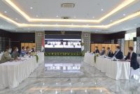 Menteri Energi dan Sumber Daya Mineral (ESDM) Arifin Tasrif didampingi jajaran pejabat eselon I terkait, menerima kunjungan Y.M. Alok Sharma COP 26 President Designate Pemerintah UK dan Owen Jenkins, Duta Besar UK untuk Indonesia dan Timor Timur. /Dok. Esdm.go.id
