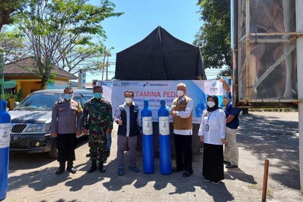 PGN menyalurkan bantuan oksigen medis untuk penanggulangan COVID-19 melalui Program Pertamina Peduli. /Dok. Bumn.go.id
