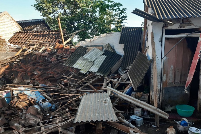 Kerusakan akibat gempa di Ambulu akibat gempa M5,0 di jawa timur. /Dok. BNPB