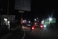 PJU di Jalan Raya Hr. Edy Sukma tepat nya disekitar Lido Cigombong sering padam. /Dok. Apakabarbogor.com/Iwan