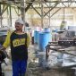 Pengrajin tahu tempe mogok produksi. (Dok. Apakabarbogor.com/Iwan )