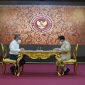Menhan Prabowo Subianto menandatangani kontrak MoU dengan Kepala Badan Riset Inovasi Nasional Laksana Tri Handoko. (Dok. Kemenhan RI)
