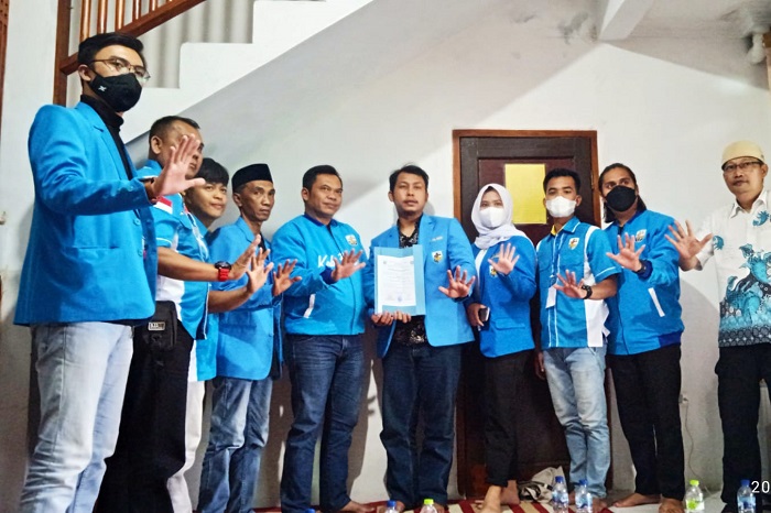 DPK KNPI Ciawi berikan dukungan kepada Edi Kuswara Pada Musda KNPI. (Dok. Apakabarbogor.com/Iwan)