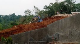 Pembangunan yang dilakukan PT. Balina Agung Perkasa (BAP). (Dok. APakabarbogor.com/Iwan)