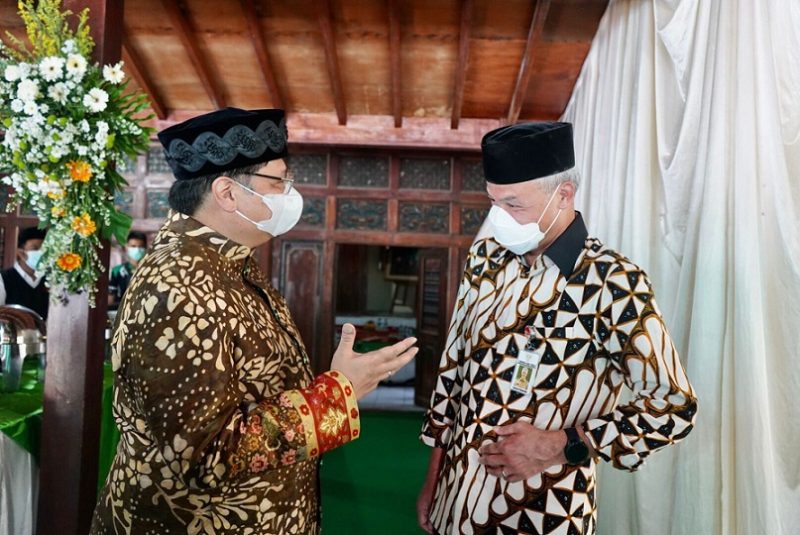 Airlangga Hartarto dan Ganjar Pranowo. (Dok. Pemprov Jateng)
