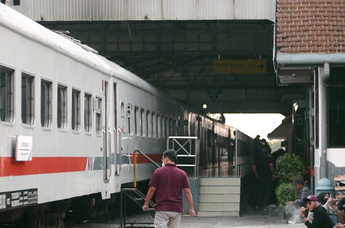 Tiket Kereta Api Murah. (Pexels.com/Putra kusuma)
