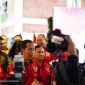 Menteri Pertahanan Prabowo Subianto mendampingi Presiden Joko Widodo meresmikan Asrama Mahasiswa Nusantara (AMN) di Surabaya, Jawa Timur. (Dok. Tim Media Prabowo Subianto)
