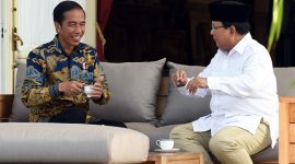 Presiden Joko Widodo Bersama Menteri Pertahanan, Prabowo Subianto. (Dok. Setkab.go.id) 
