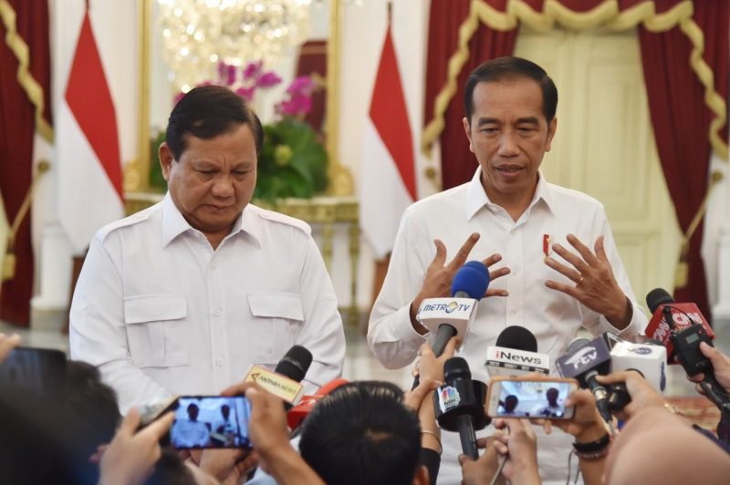 Presiden Jokowi dengan Menteri Pertahanan Prabowo Subianto. (Dok. Setkab.go.id)
