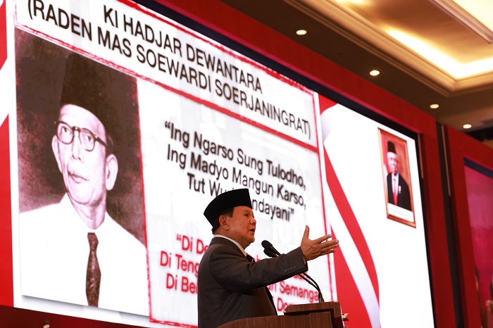 Ketua Yayasan Pendidikan Kebangsaan Republik Indonesia, Prabowo Subianto menghadiri wisuda sarjana Universitas Kebangsaan Republik Indonesia (UKRI). (Dok. Tim Media Prabowo)
