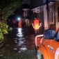 Tim BPBD Kota Semarang melalukan monitoring dan kaji cepat atas bencana banjir akibat cuaca ekstrem di Kota Semarang, Jawa Tengah. (Dok. BPBD Kota Semarang)

